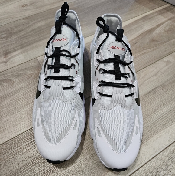 NIKE Airmax Mens US Sz 13 Trail Running Shoe - Picture 2 of 9